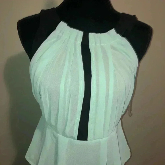 Young  Threads Top - Picture 1 of 3